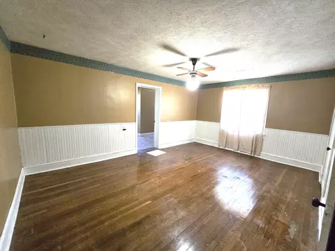 Living - 1206 E Highway 11 E, Talbott, TN 37877 photo 3 of 3