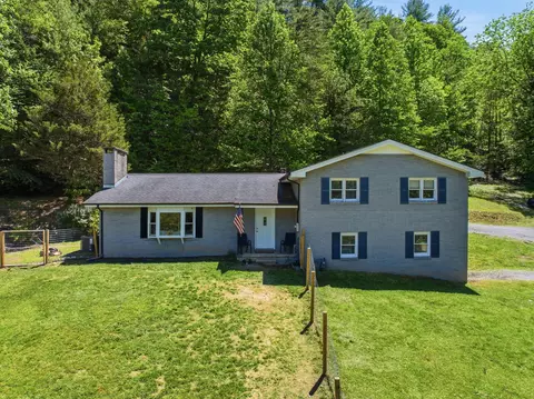 115 Freeman Silvers Rd, Erwin, TN 37650