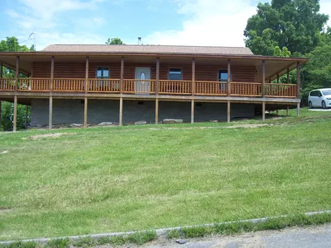 478 Ashton Ln, Sneedville, TN 37869