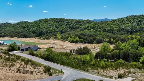 lot2 Emerald Pointe Blvd, Dandridge, TN 37725