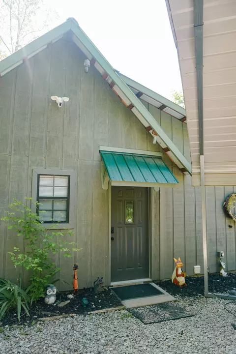 346 Jackson Hollow Rd, Thorn Hill, TN 37881