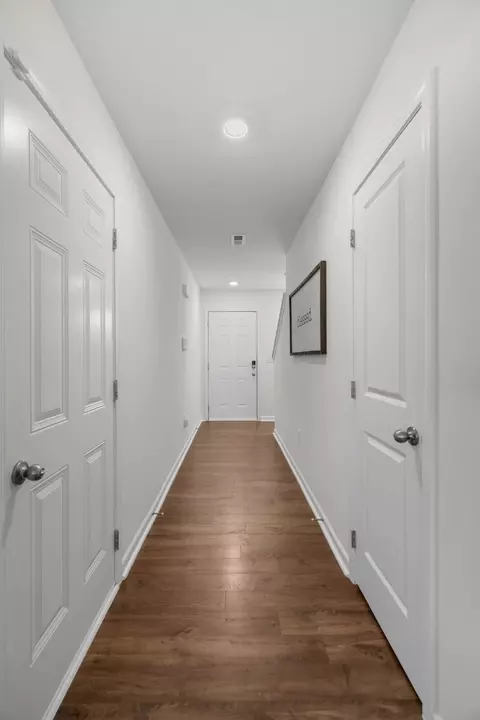 Entry Way - 207 Belle Ct, Talbott, TN 37877 photo 1 of 2