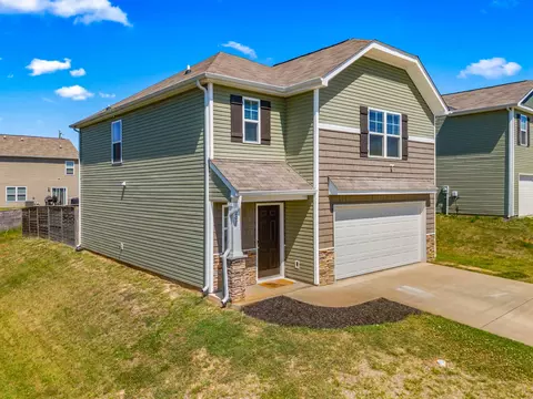 Exterior - 207 Belle Ct, Talbott, TN 37877 photo 3 of 8