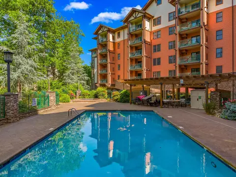 215 Woliss Ln #201, Gatlinburg, TN 37738
