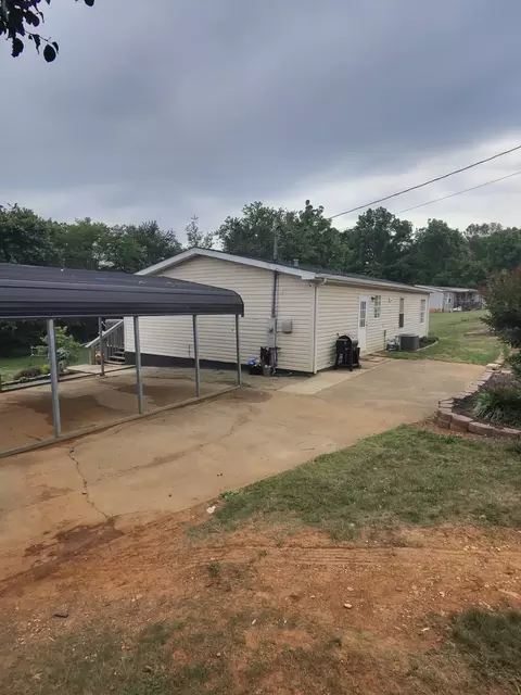 2200 Spout Springs Rd, Morristown, TN 37814
