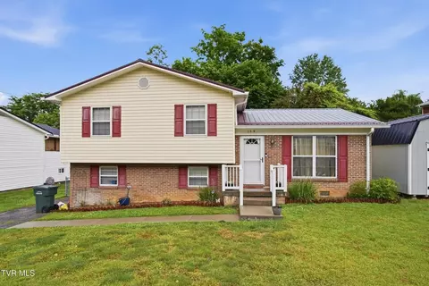 159 N Sunset St, Greeneville, TN 37743