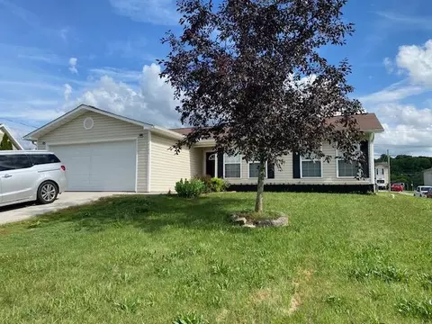 1132 Liberty Hall Dr, Morristown, TN 37813
