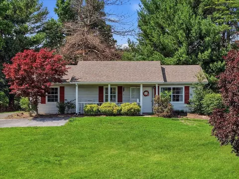 2929 Midridge Dr, Morristown, TN 37814