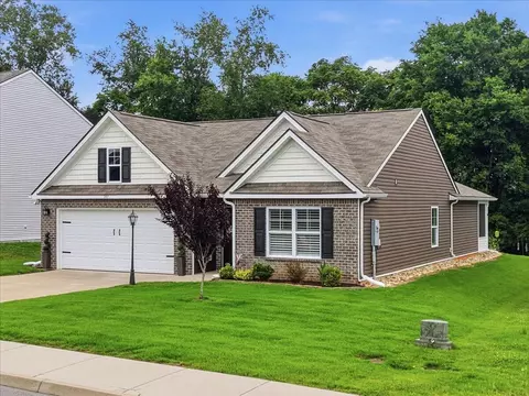 Exterior - 347 Caroline Ct, Talbott, TN 37877 photo 5 of 10