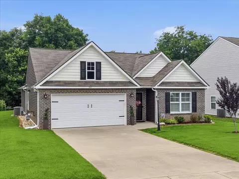 Exterior - 347 Caroline Ct, Talbott, TN 37877 photo 4 of 10