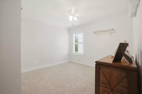 Bedroom - 347 Caroline Ct, Talbott, TN 37877 photo 2 of 3