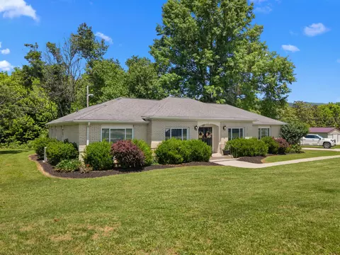 119 Parks Cir, Harrogate, TN 37752