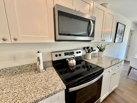 Kitchen - 1129 Janice Ln, Talbott, TN 37877 photo 4 of 4
