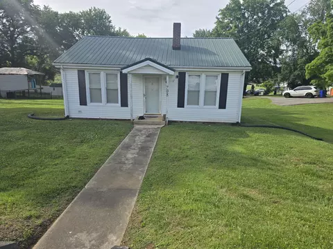 708 W Louise Ave, Morristown, TN 37813