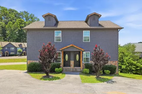 1707 Willow Trace Ct, Sevierville, TN 37862