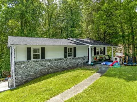3308 Shagbark Rd, Powell, TN 37849