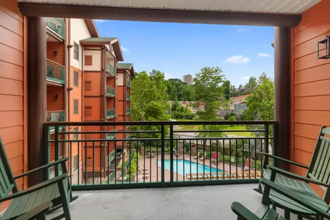 215 Woliss Ln #308, Gatlinburg, TN 37738
