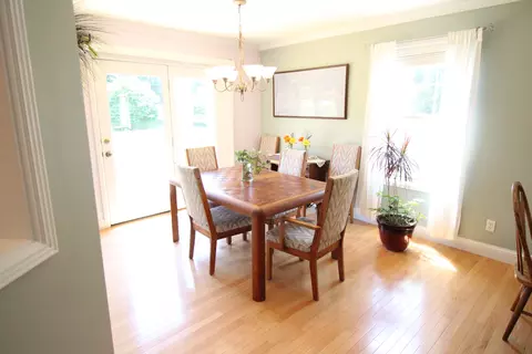 Dining - 7555 Stonehenge Dr, Talbott, TN 37877 photo 1 of 5