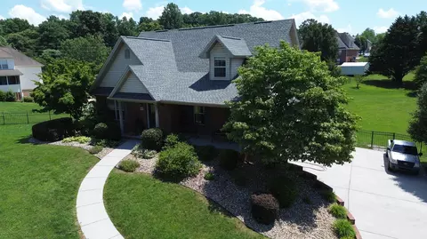 Exterior - 7555 Stonehenge Dr, Talbott, TN 37877 photo 3 of 7