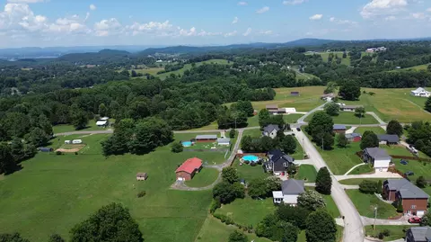 View/Area - 7555 Stonehenge Dr, Talbott, TN 37877 photo 7 of 14