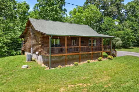 2316 Wingspan Dr, Sevierville, TN 37876