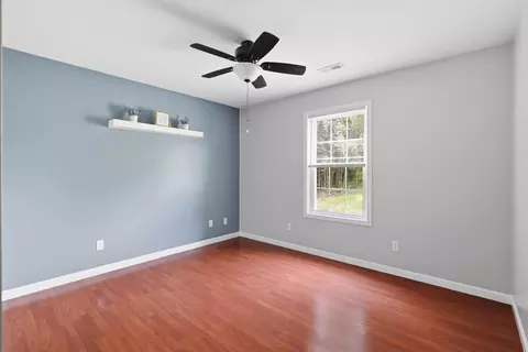 Bedroom - 924 Sheila Ct, Talbott, TN 37877 photo 3 of 9