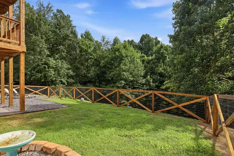 Exterior - 924 Sheila Ct, Talbott, TN 37877 photo 6 of 10