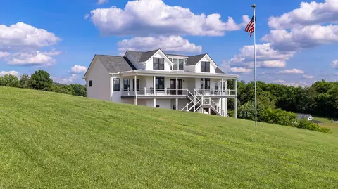 2324 Holston View Rd, New Market, TN 37820