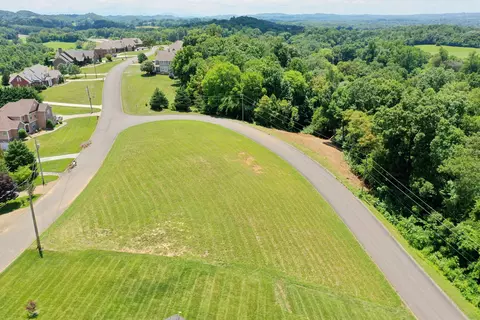 3485 Heath Cliff Rd, Morristown, TN 37813