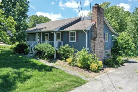 2686 Lakemont Cir, Morristown, TN 37814