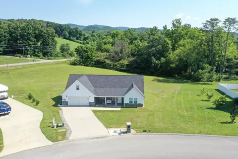 530 Shields Crossing Dr, Bean Station, TN 37708
