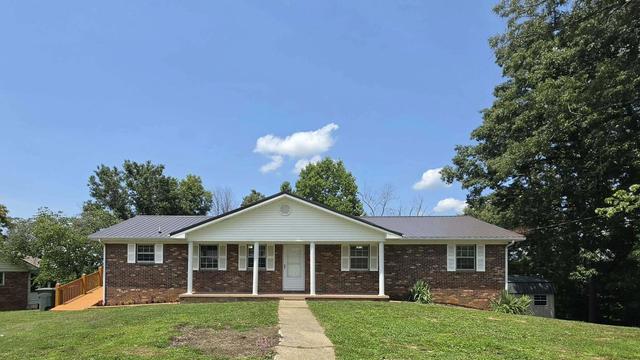 2310 Quentin Cir, Morristown, TN 37814