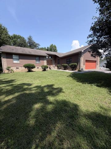 215 Back Nine Dr, Baneberry, TN 37890