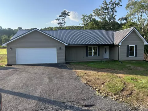 117 Millie Rd, Dandridge, TN 37725