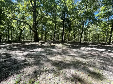 8 10 Video Way, Newport, TN 37821