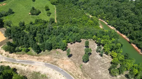 2936 Graystone Shls, Morristown, TN 37814