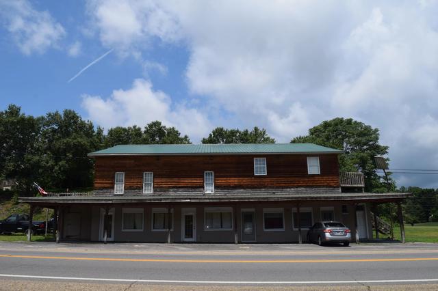 1653 E Main St, Rogersville, TN 37857