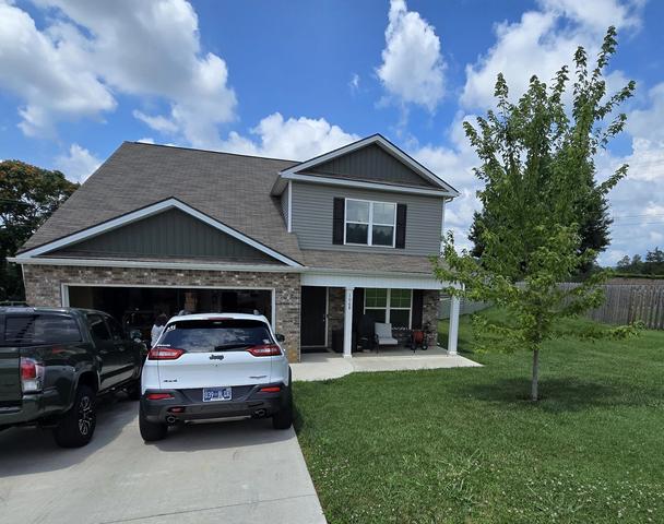 1068 Green Way Dr, Morristown, TN 37813