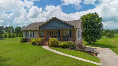 512 Oxford Rd, Jefferson City, TN 37760