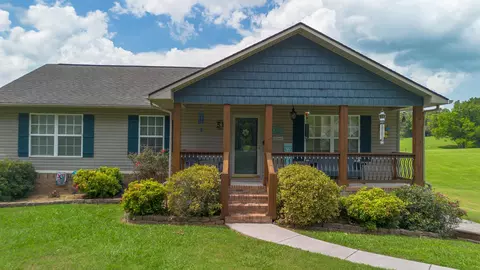 512 Oxford Rd, Jefferson City, TN 37760