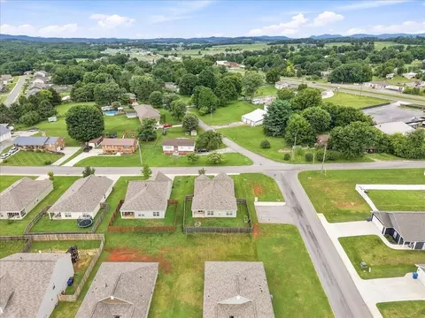 2528 Lucille Ln, Talbott, TN 37877 photo 36