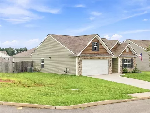 2528 Lucille Ln, Talbott, TN 37877 photo 3