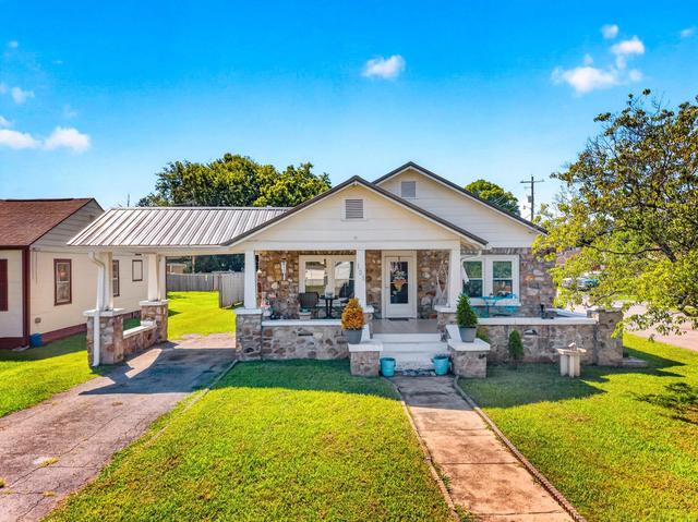 151 Douglas Ave, Newport, TN 37821