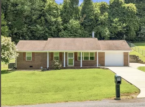 2897 Clear View Rd, Morristown, TN 37814