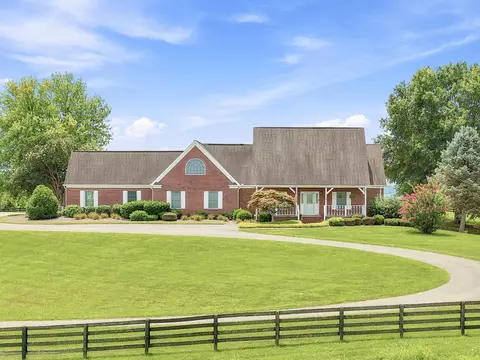 7230 Stagecoach Rd, Whitesburg, TN 37891