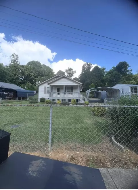 519 Valley St, Morristown, TN 37813