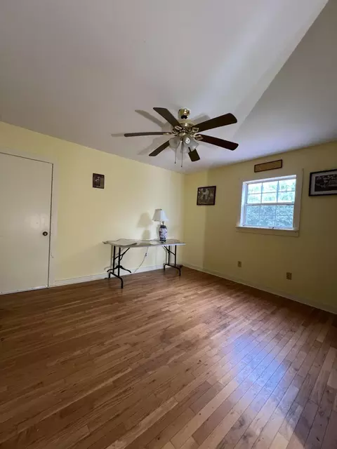 Bedroom - 672 S Chucky Pike, Talbott, TN 37877 photo 1 of 3