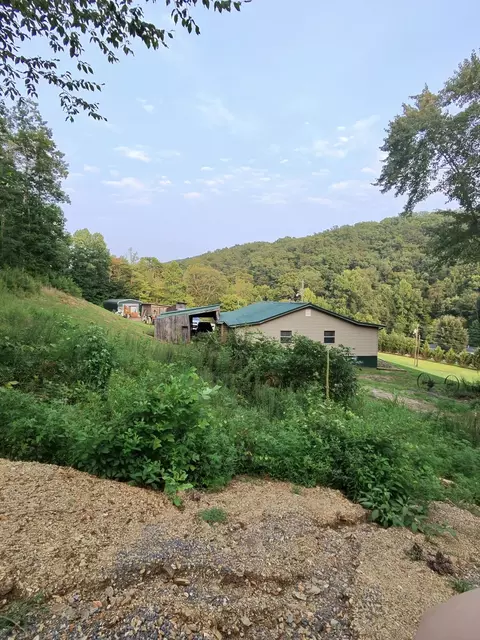 Exterior - 3500 Poor Valley Rd, Rutledge, TN 37861 photo 15 of 16