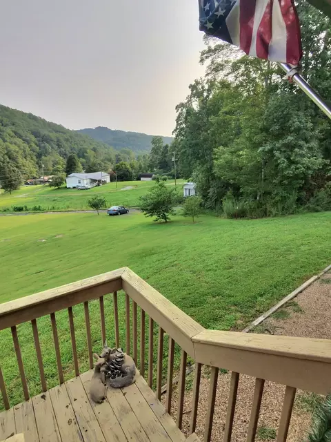 Exterior - 3500 Poor Valley Rd, Rutledge, TN 37861 photo 5 of 16