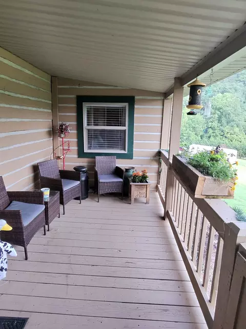 Exterior - 3500 Poor Valley Rd, Rutledge, TN 37861 photo 3 of 16